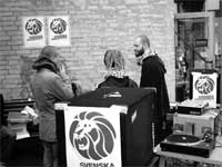 K�rlek och Revolt del I 2004 ... (lund malm� g�teborg �rnsk�ldsvik ume� simrishamn malm�)