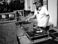 K�rlek och Revolt del I 2004 ... (lund malm� g�teborg �rnsk�ldsvik ume� simrishamn malm�)